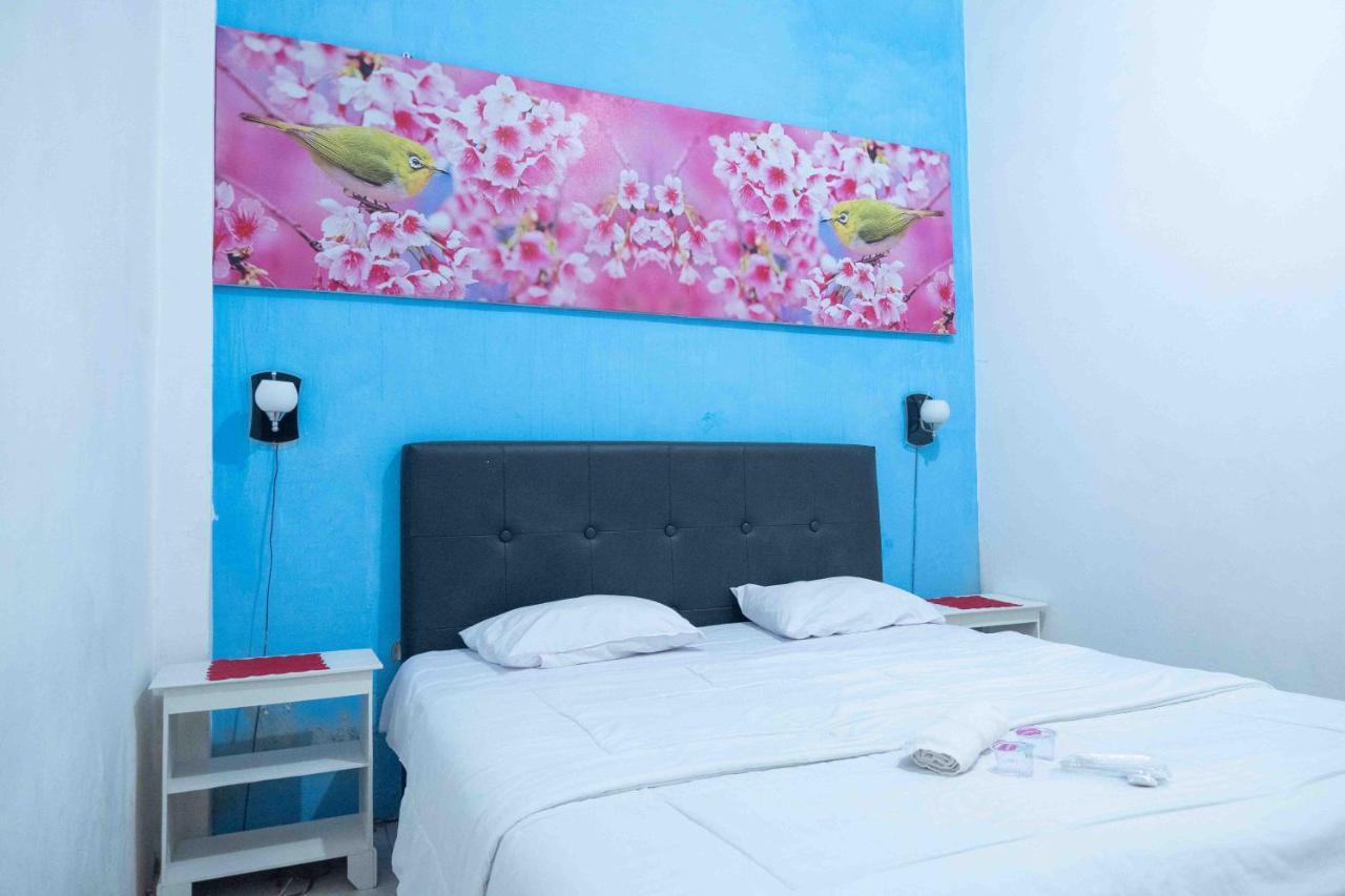House Of Joy Sopalan Redpartner Hotel Kalasan Bagian luar foto
