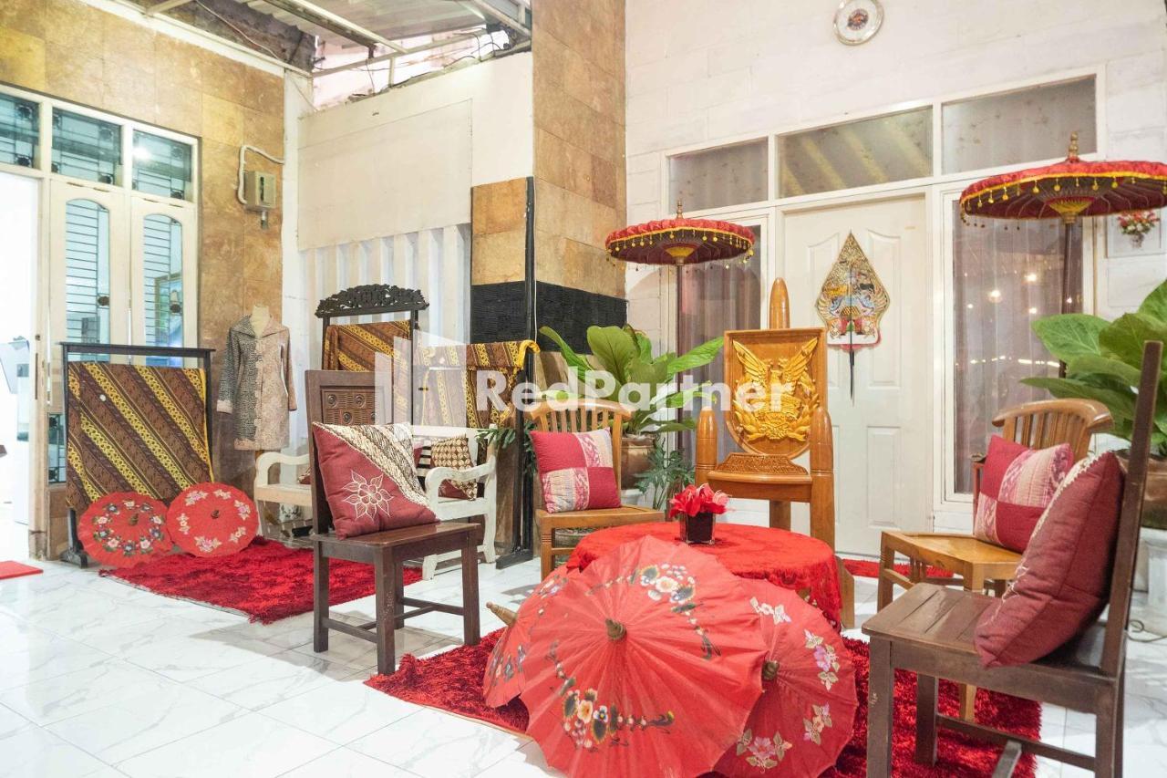 House Of Joy Sopalan Redpartner Hotel Kalasan Bagian luar foto