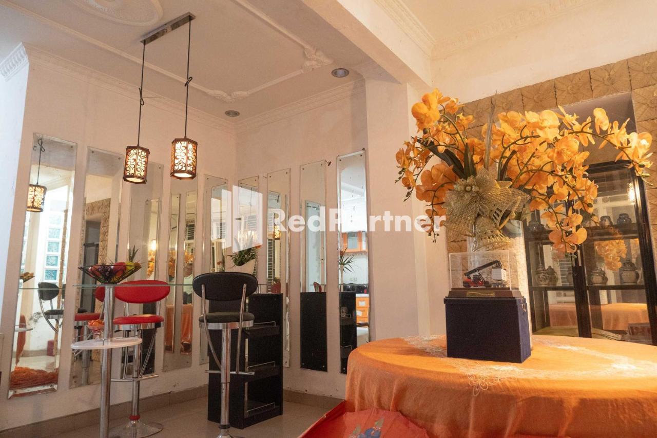House Of Joy Sopalan Redpartner Hotel Kalasan Bagian luar foto