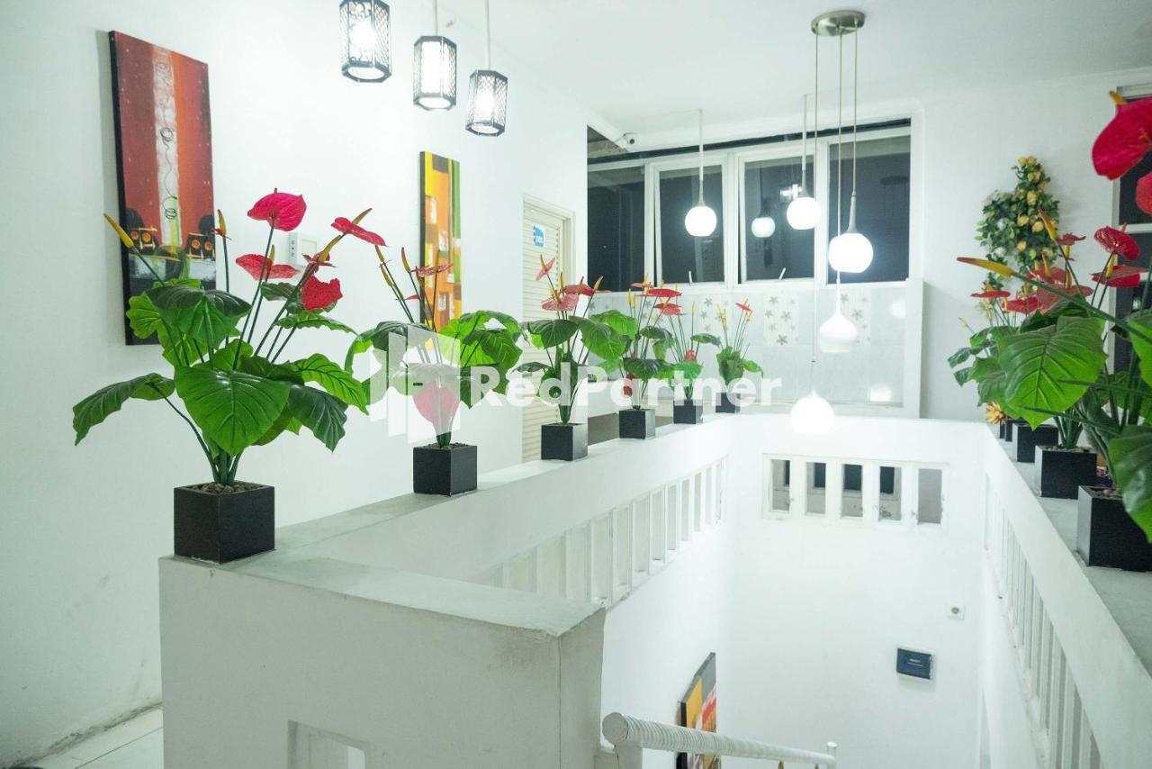House Of Joy Sopalan Redpartner Hotel Kalasan Bagian luar foto