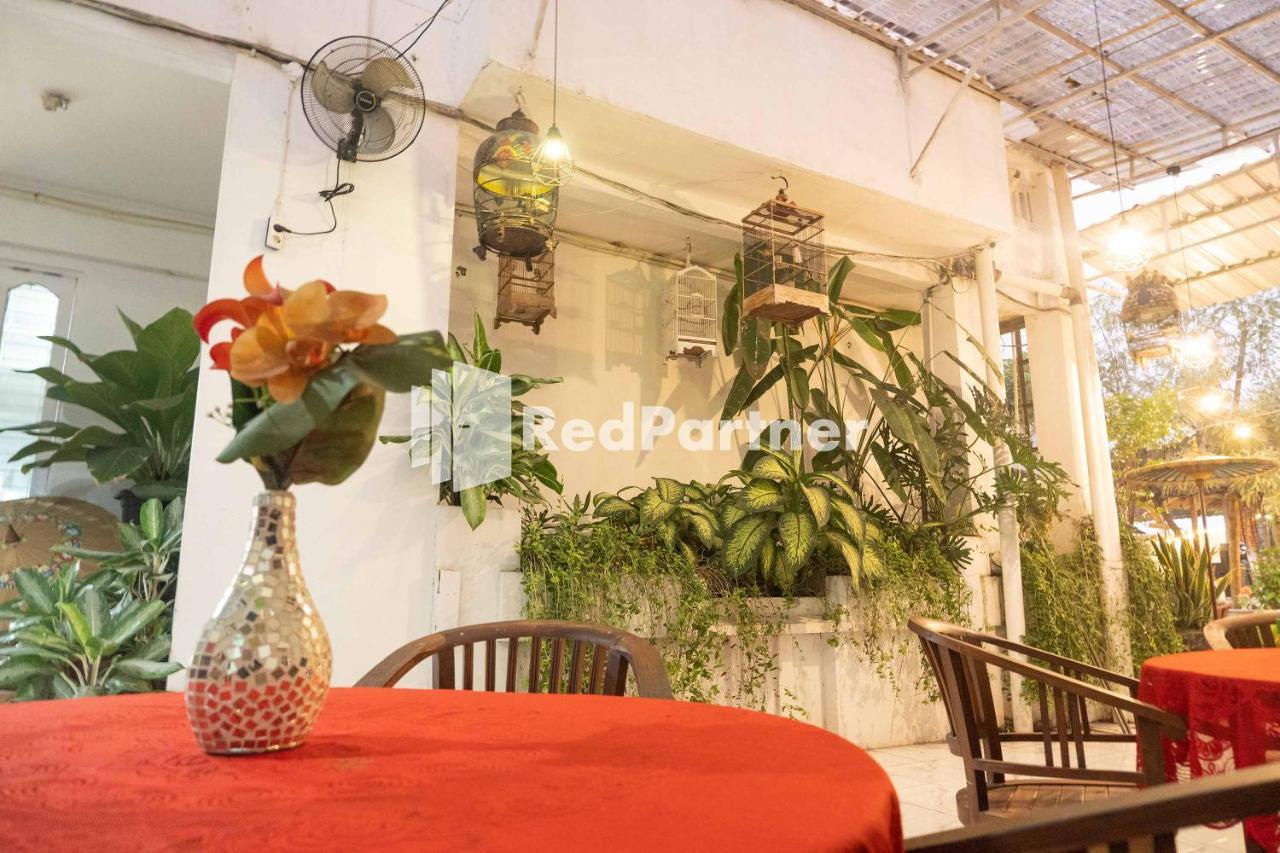 House Of Joy Sopalan Redpartner Hotel Kalasan Bagian luar foto