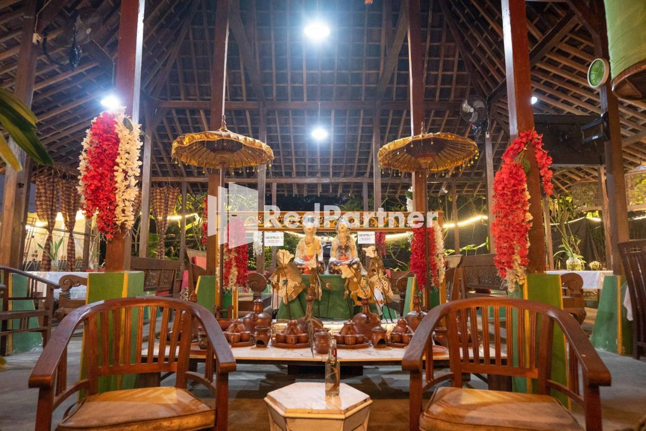 House Of Joy Sopalan Redpartner Hotel Kalasan Bagian luar foto