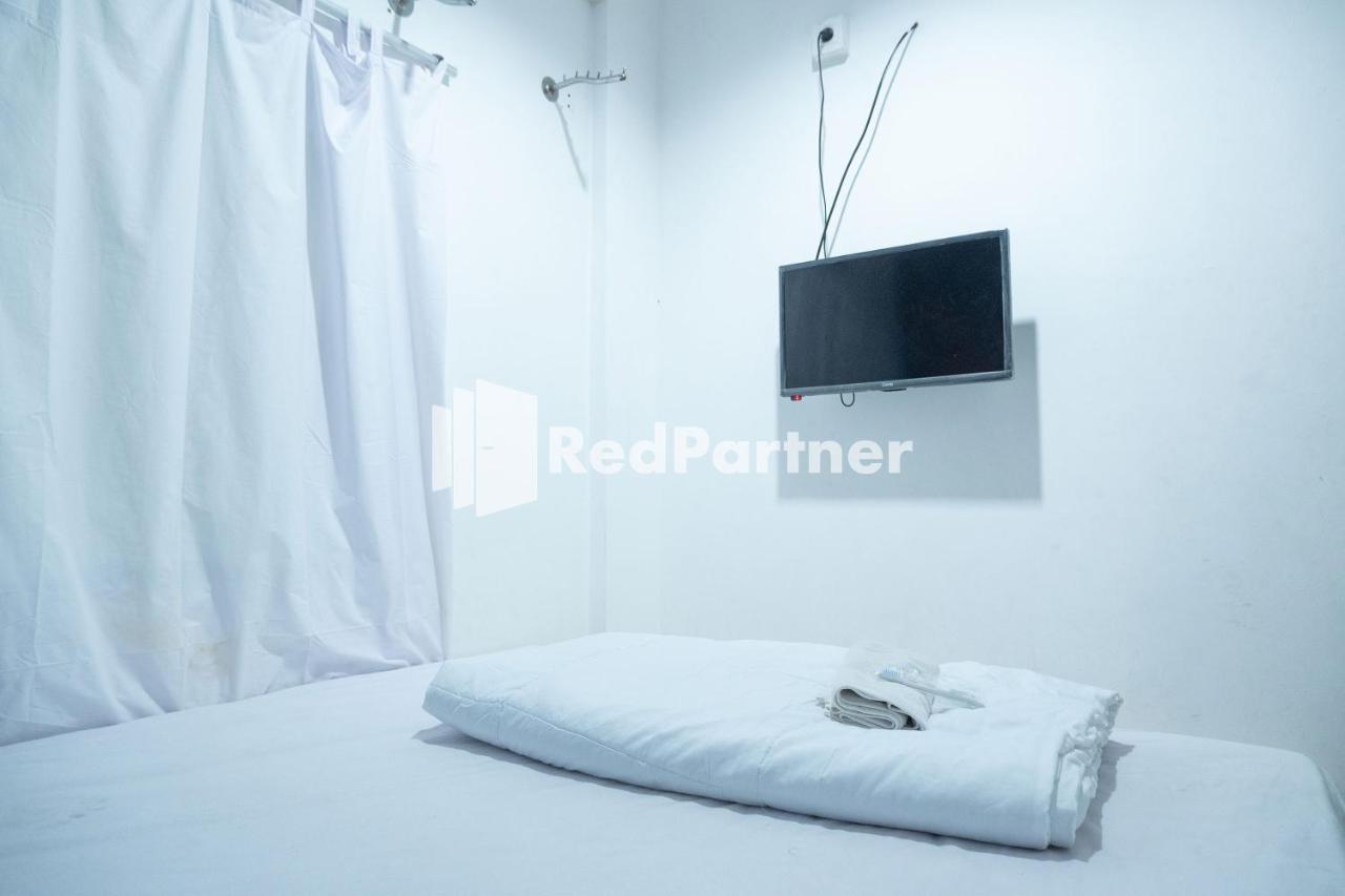 House Of Joy Sopalan Redpartner Hotel Kalasan Bagian luar foto