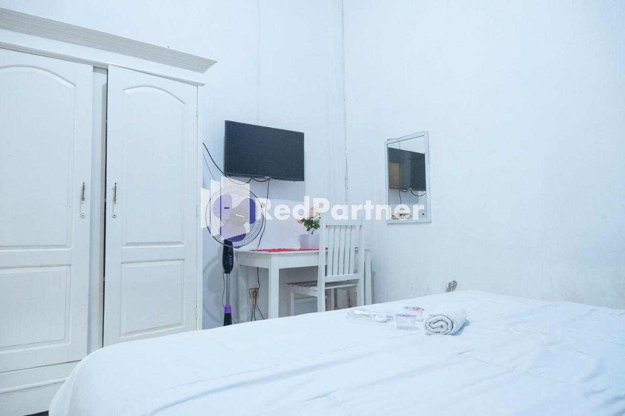 House Of Joy Sopalan Redpartner Hotel Kalasan Bagian luar foto
